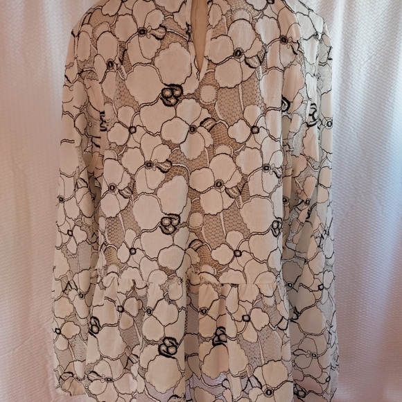 Lane Bryant Womens's Top Size 22 White Floral Semi Sheer Peplum Boho Whimsigoth - Picture 5 of 13